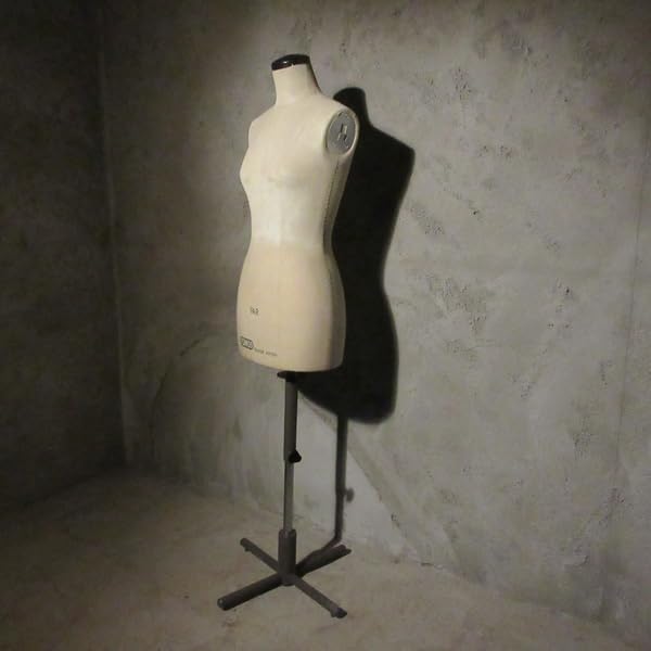 Amazon.co.jp: 8352ka洒落たトルソーESMODエスモードマネキン鉄脚腕